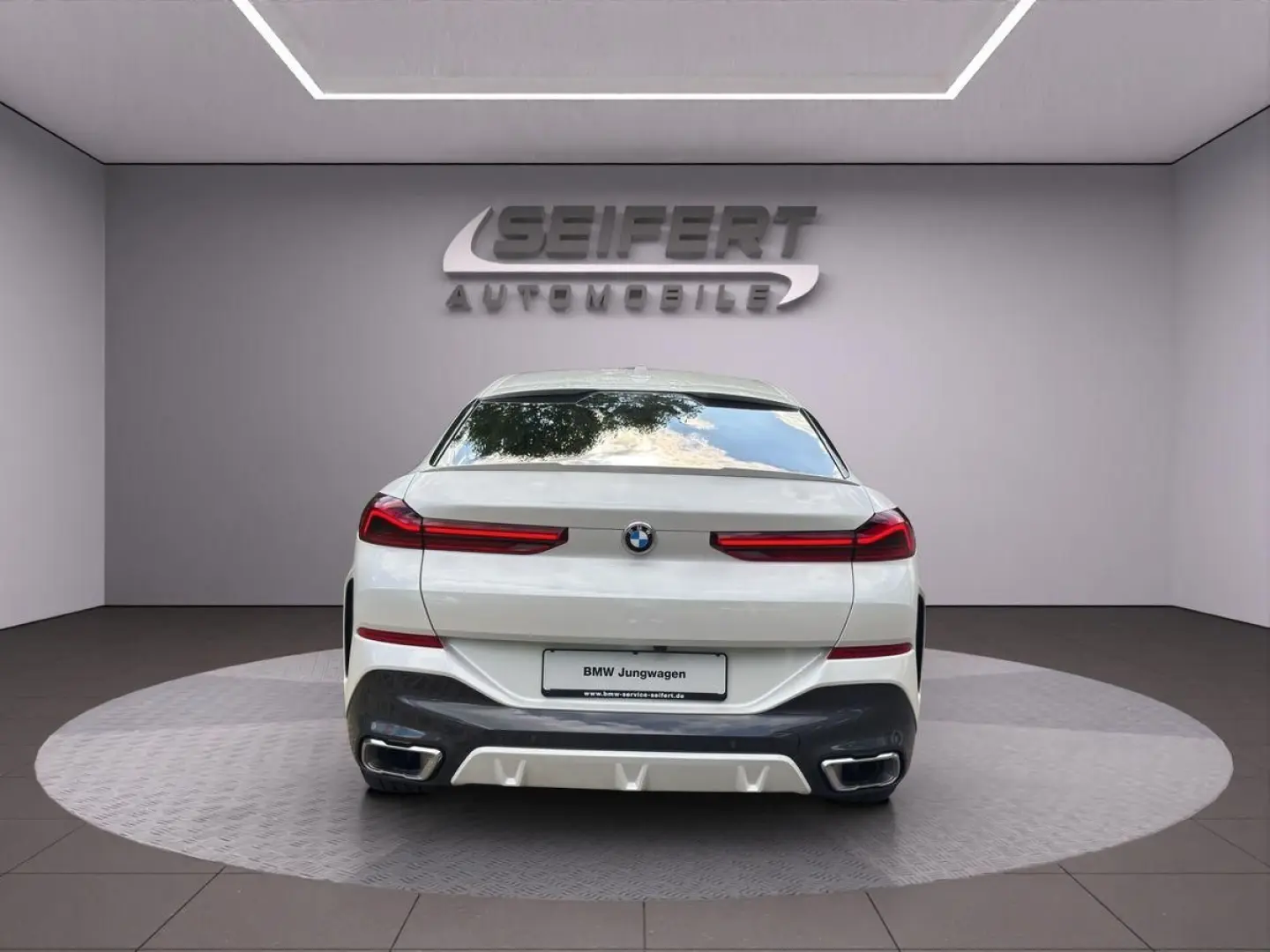 X6 xDrive40d | M-SPORT | AHK | Harman | PANO |