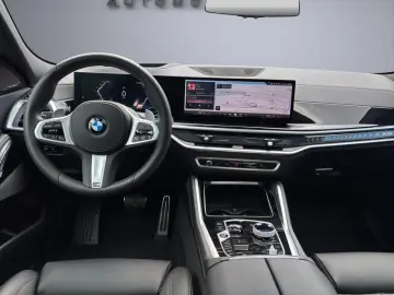 X6 xDrive40d | M-SPORT | AHK | Harman | PANO |