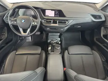BMW 218iA Gran Coupé Sport Line LED.ACC.HiFi