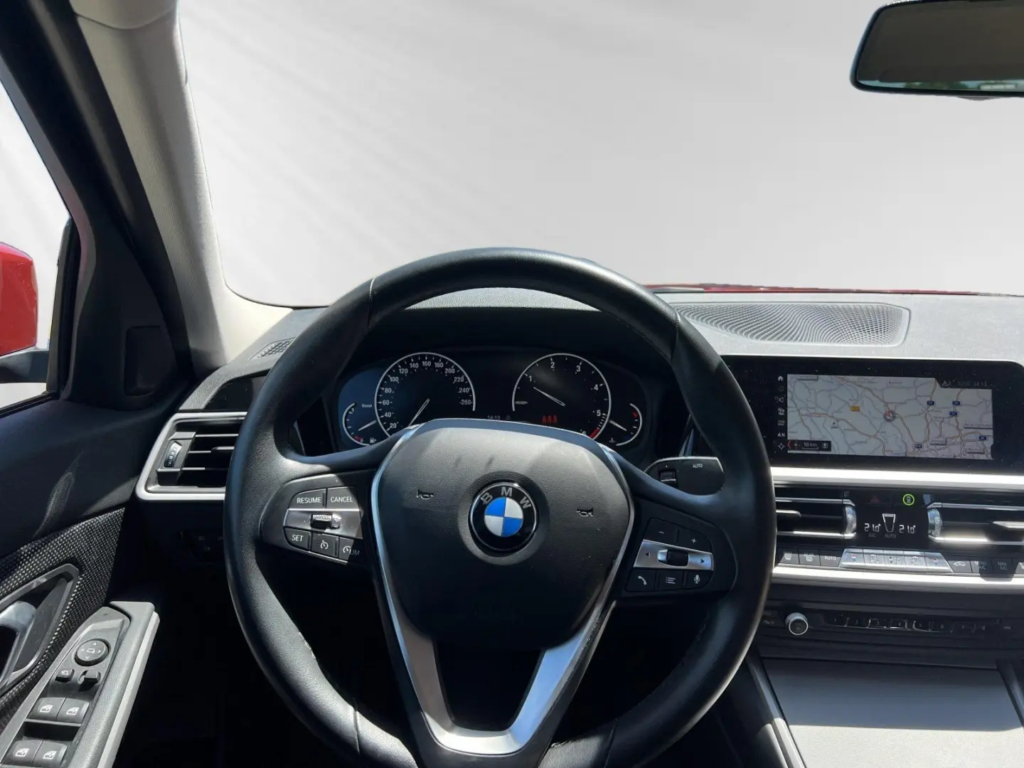 BMW 318d Automatik|Sitzh.|PDC|HiFi|LiveCockpit+