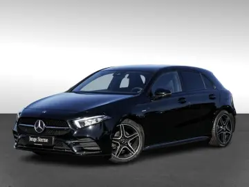 MERCEDES BENZ A180 Edition AMG NIGHT LED NAVI MBUX