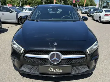 MERCEDES BENZ A200 d/BURMESTER/LEDER//NAVI/CAR PLAY