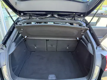 MERCEDES BENZ A200 d/BURMESTER/LEDER//NAVI/CAR PLAY