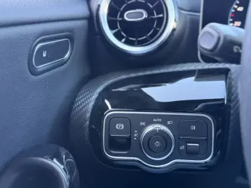 MERCEDES BENZ A200 d/BURMESTER/LEDER//NAVI/CAR PLAY