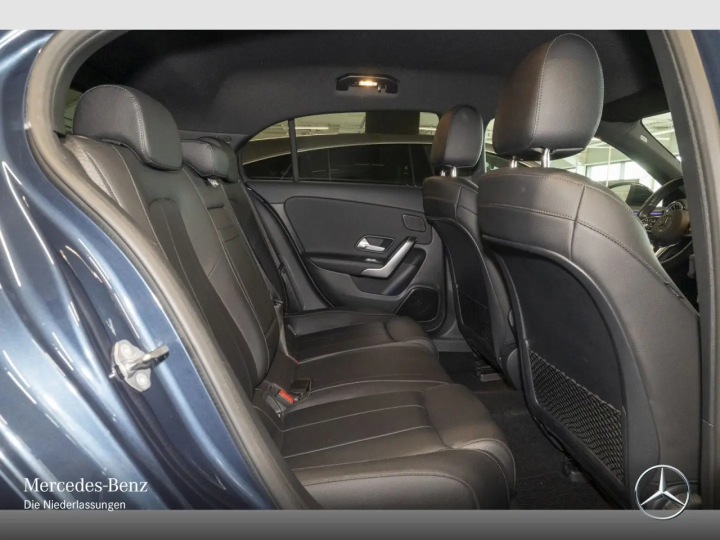 MERCEDES BENZ A180 Prog/Night/LED/Kam/CarPlay/