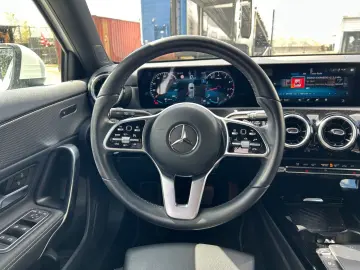 MERCEDES BENZ A180 Progressive NAVI+TEMP+KEYLESS-GO