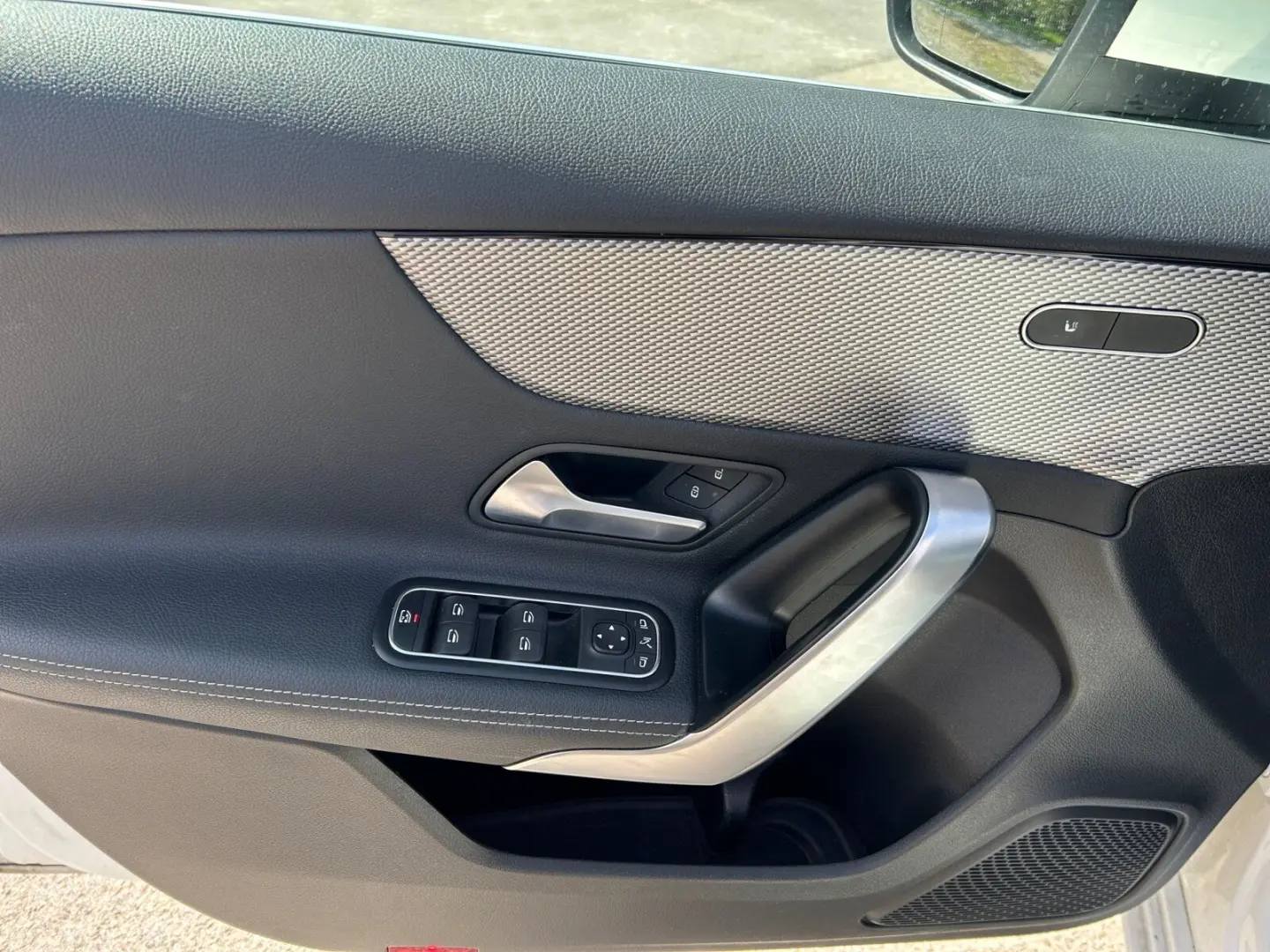 MERCEDES BENZ A180 Progressive NAVI+TEMP+KEYLESS-GO