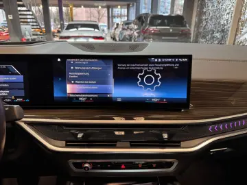 X6 40i xD M Sport Pro~PANO SKY~H&K~360~HUD~21