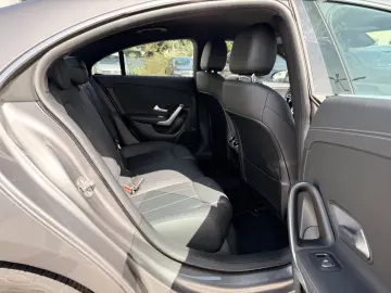 CLA 180 d