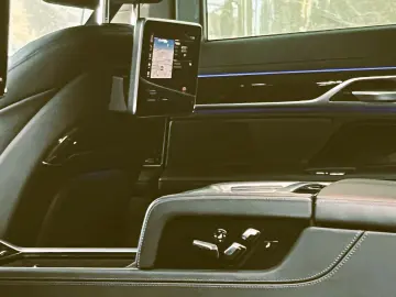 730 Baureihe730 L d xDrive 