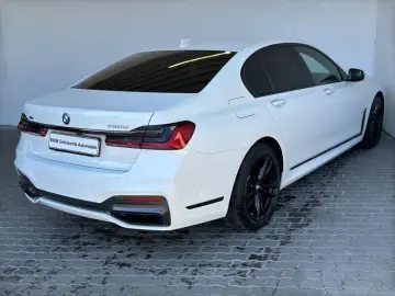 730d xDr M Sport Navi.LED.HuD.Massage.RFK.KomfZg