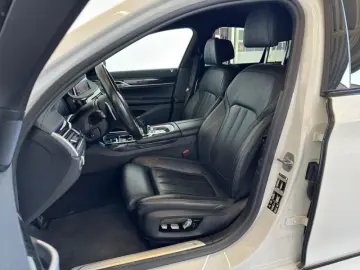730d xDr M Sport Navi.LED.HuD.Massage.RFK.KomfZg