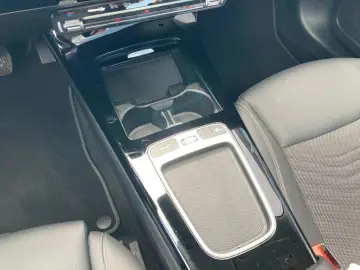 CLA 180 d Coupé Progressive/8G/LED/Panorama-SD/