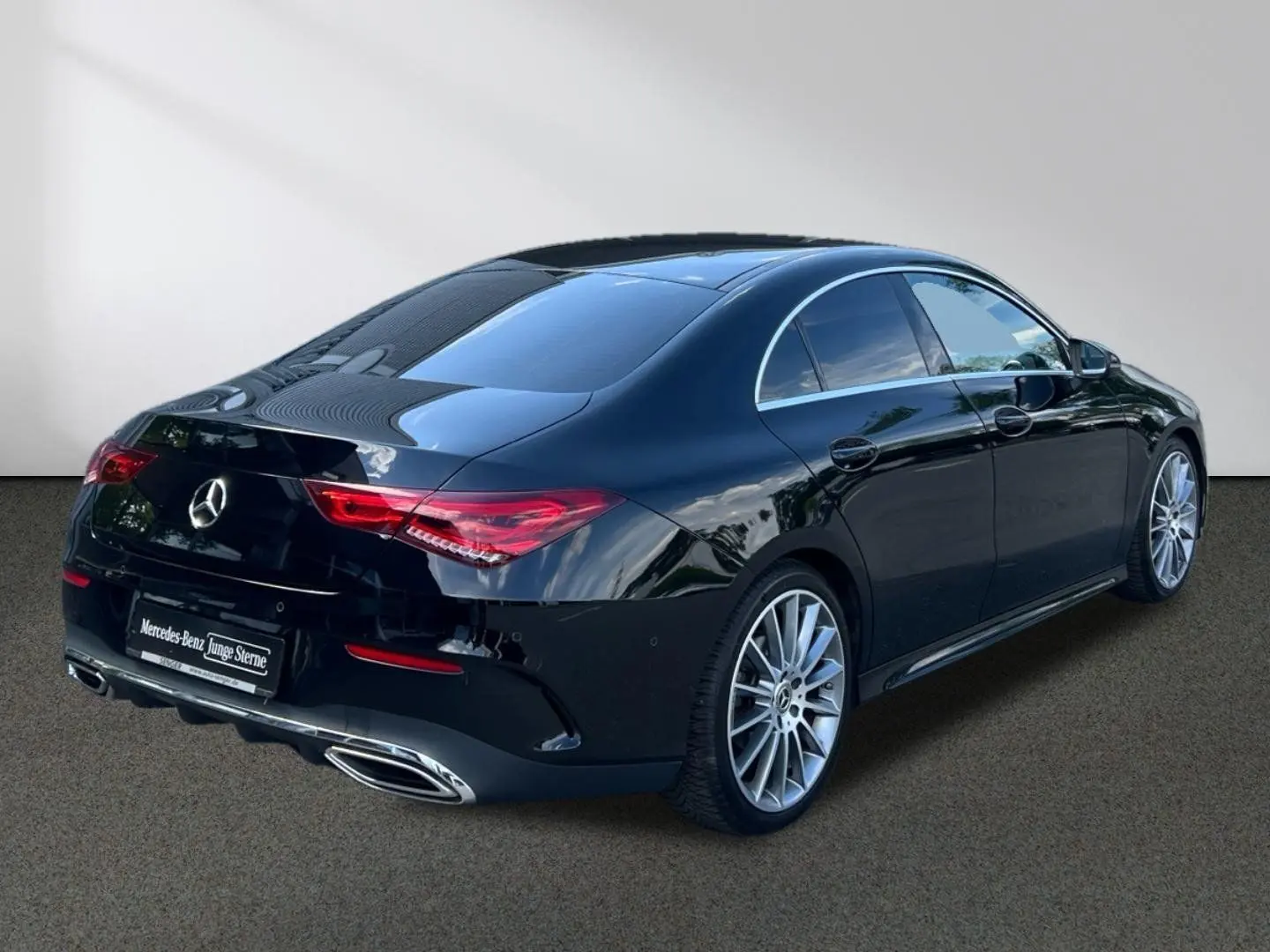 CLA 180 AMG Ambiente LED MBUX-HighEnd 19Zoll
