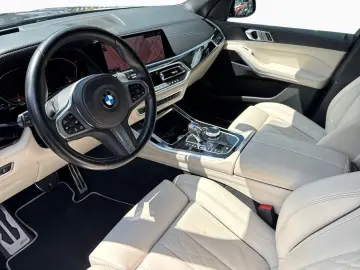 X5 M50i 22