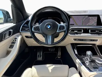 X5 M50i 22