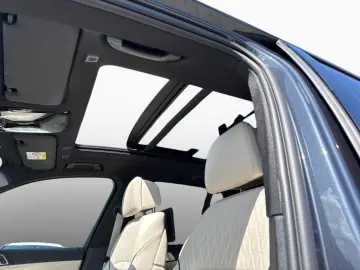 X5 M50i 22