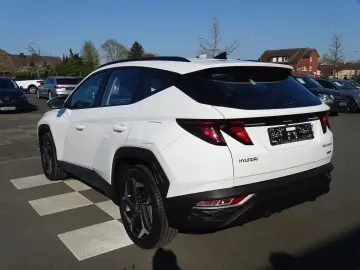 Tucson 1.6 Plug-InHybrid 4WD*DAB*PDC*RFK*CARPLAY