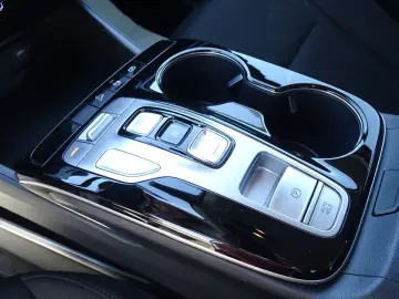Tucson 1.6 Plug-InHybrid 4WD*DAB*PDC*RFK*CARPLAY