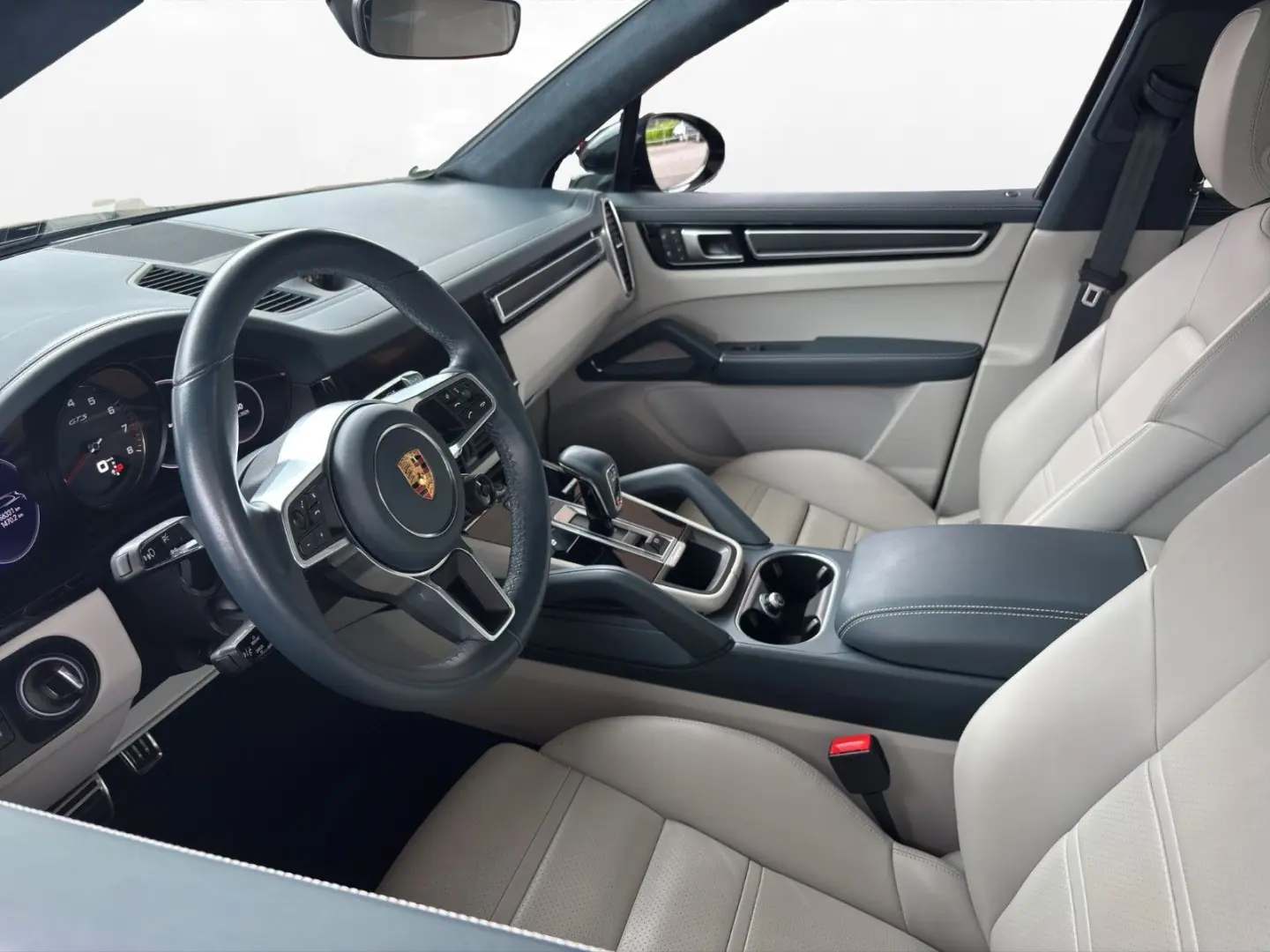 Cayenne GTS Pano RSE Sport-Abgas 21 Zoll