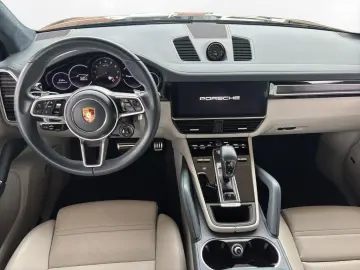 Cayenne GTS Pano RSE Sport-Abgas 21 Zoll