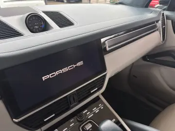 Cayenne GTS Pano RSE Sport-Abgas 21 Zoll
