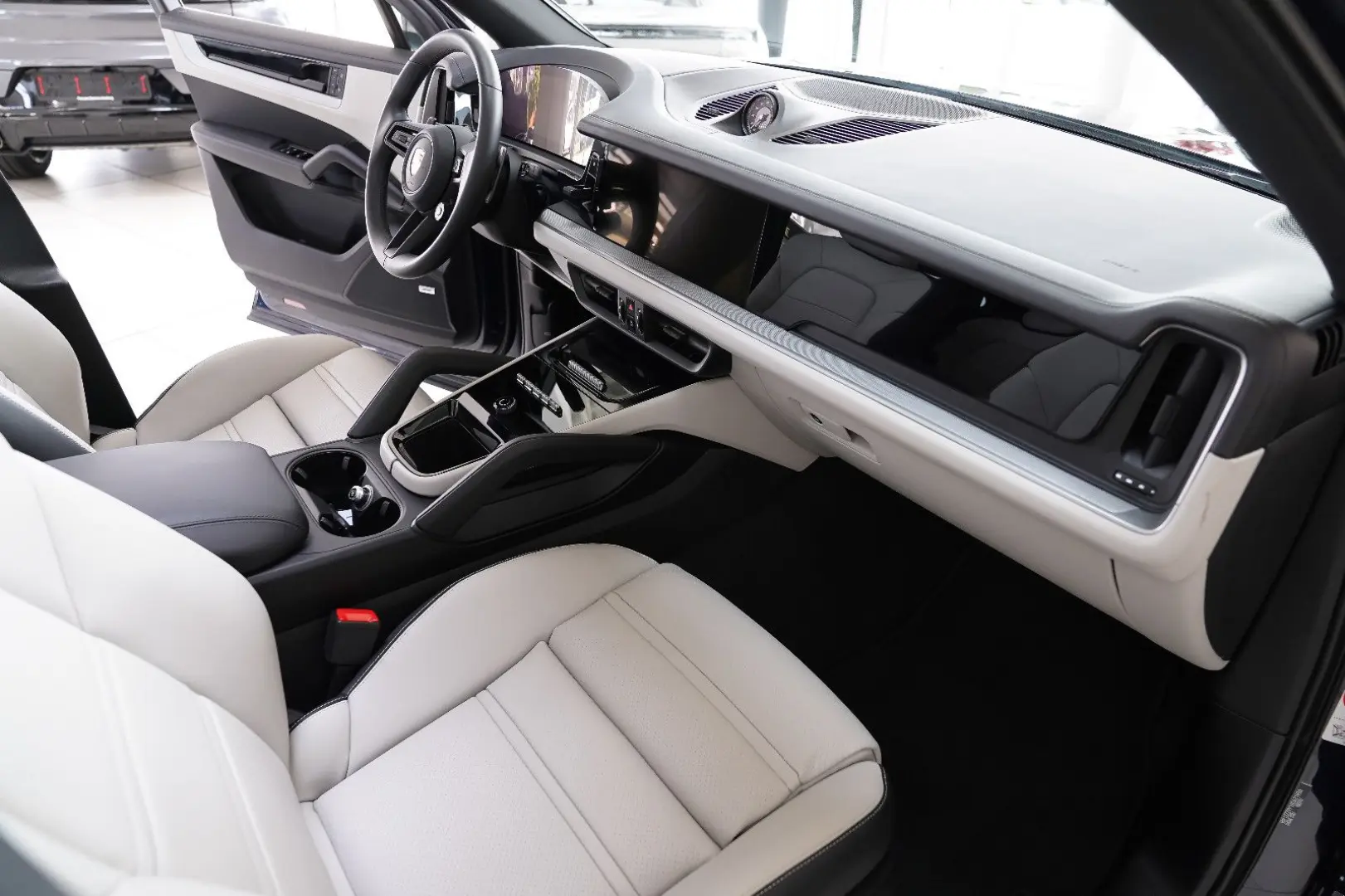 Cayenne E-Hybrid Pano Aero Design BOSE Sport 360