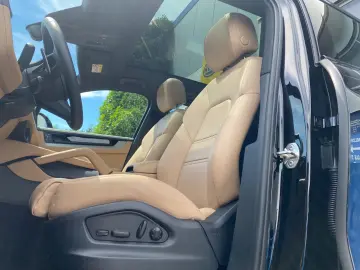 Cayenne COUPE*E-HYBRID*DISTRONIK*LUFTFEDERUNG*