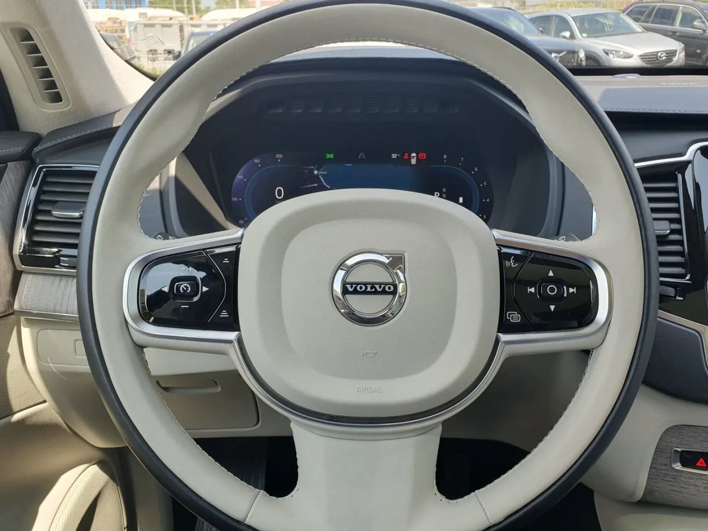 XC90 B5 AWD Ultimate Bright |PANO|LED|AHK|360°