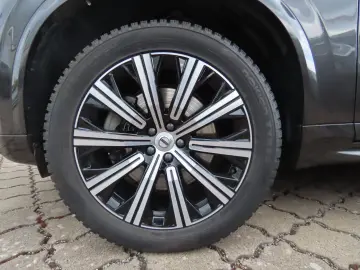XC90 Ultimate Bright Recharge Plug-In Hybrid AWD