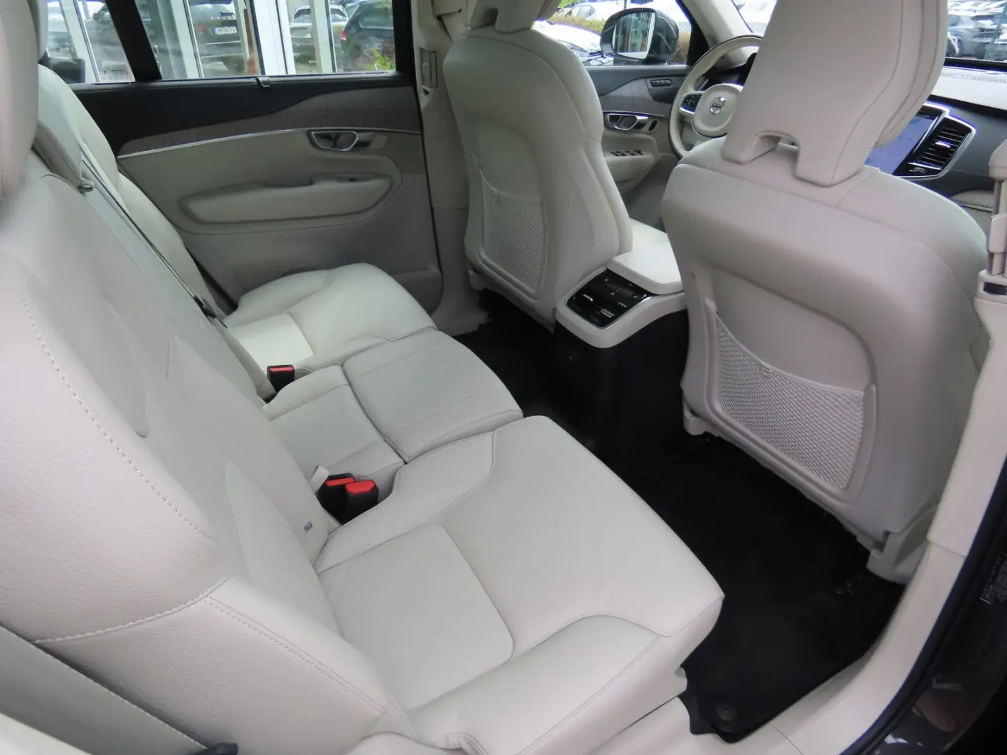 XC90 Ultimate Bright Recharge Plug-In Hybrid AWD