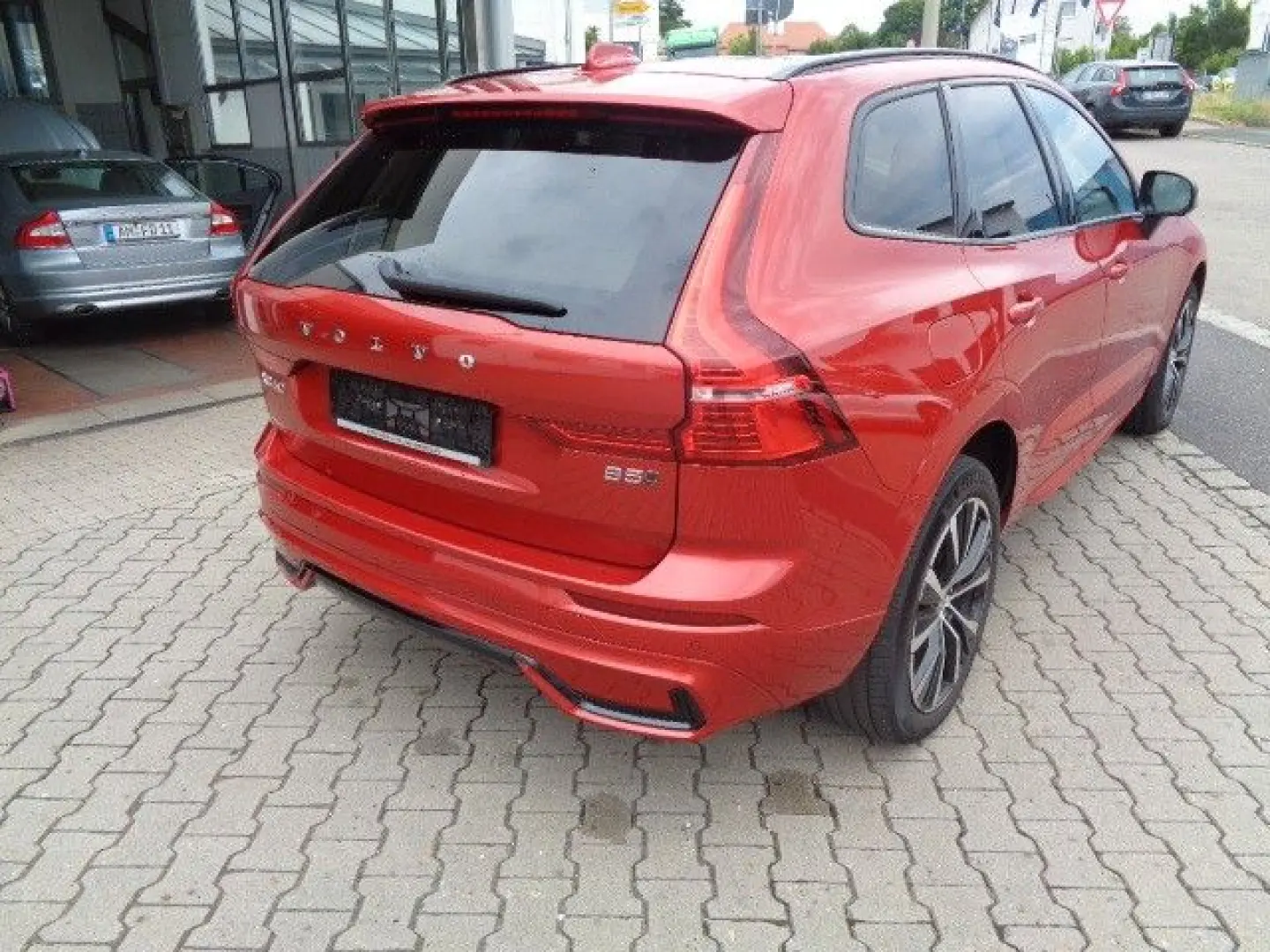 XC60 B5 Ultimate Dark AWD*360°*AHK*KS*SD*MJ.2023