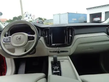 XC60 B5 Ultimate Dark AWD*360°*AHK*KS*SD*MJ.2023
