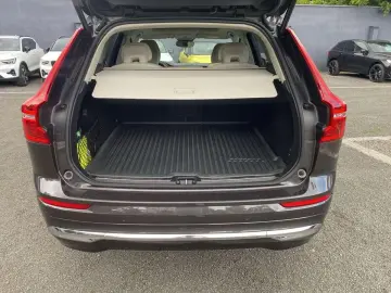 XC60 B5 AWD Ultimate Bright 360 4C HUD PANO STHZ