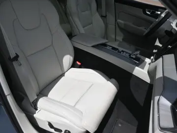 XC60 B4 D Ultimate Dark AWD*B&W*AHK*360°*PANO*