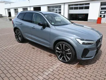 XC60 B4 D Ultimate Dark AWD*B&W*AHK*360°*PANO*
