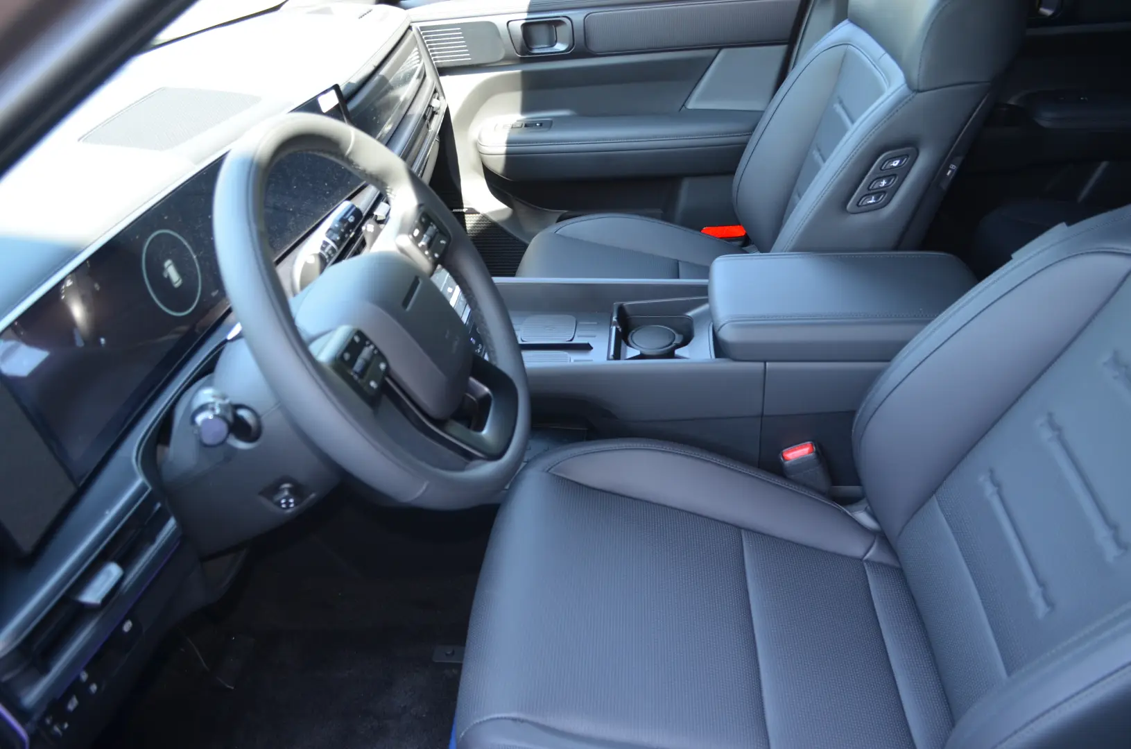 Hyundai SANTA FE 1.6L 252CP 4WD 6AT CALLIGRAPHY 7SEATS