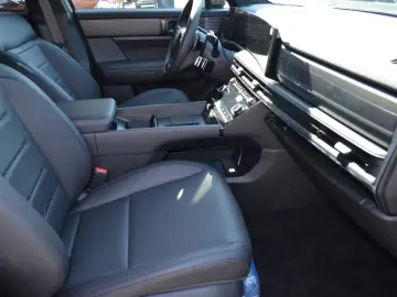 Hyundai SANTA FE 1.6L 252CP 4WD 6AT CALLIGRAPHY 7SEATS