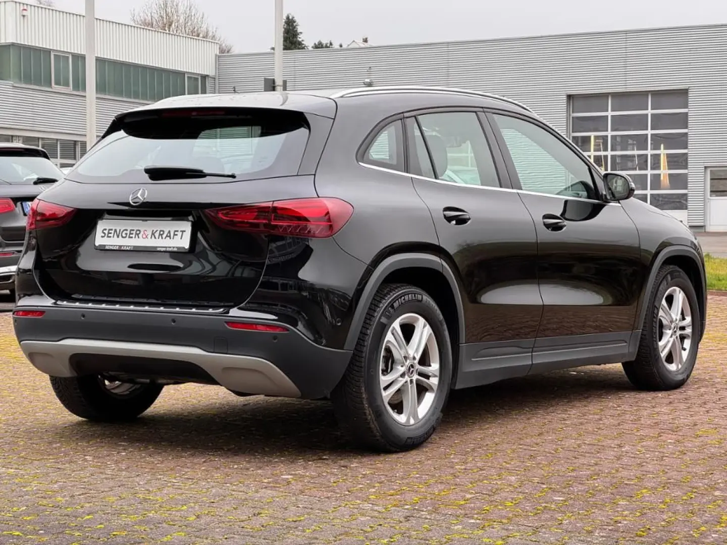 GLA 200