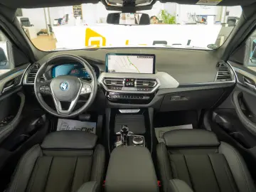 BMW X3 30e xDrive 2.0 Plug-in Hybrid Automat
