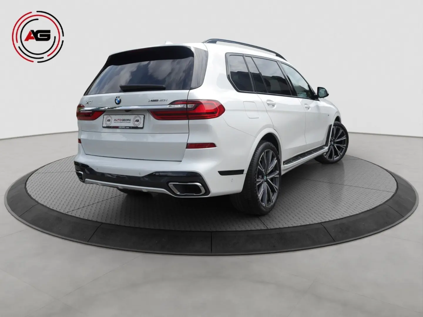 X7 40i M-SPORT 7SITZER SKYLOUNGE LASER STANDHEIZ