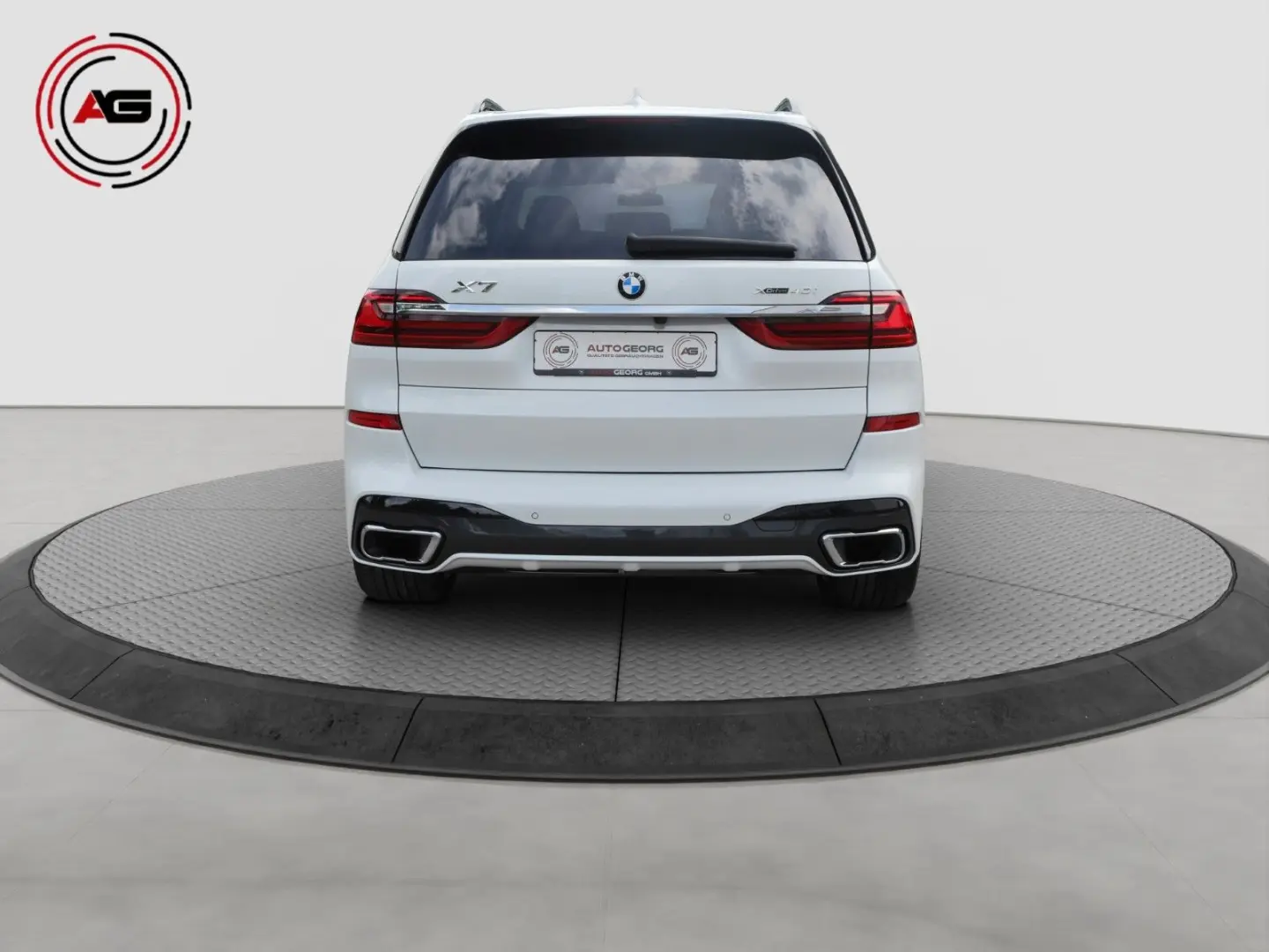 X7 40i M-SPORT 7SITZER SKYLOUNGE LASER STANDHEIZ