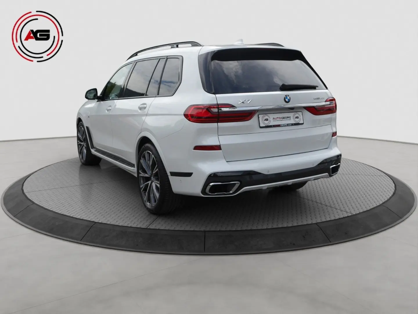 X7 40i M-SPORT 7SITZER SKYLOUNGE LASER STANDHEIZ