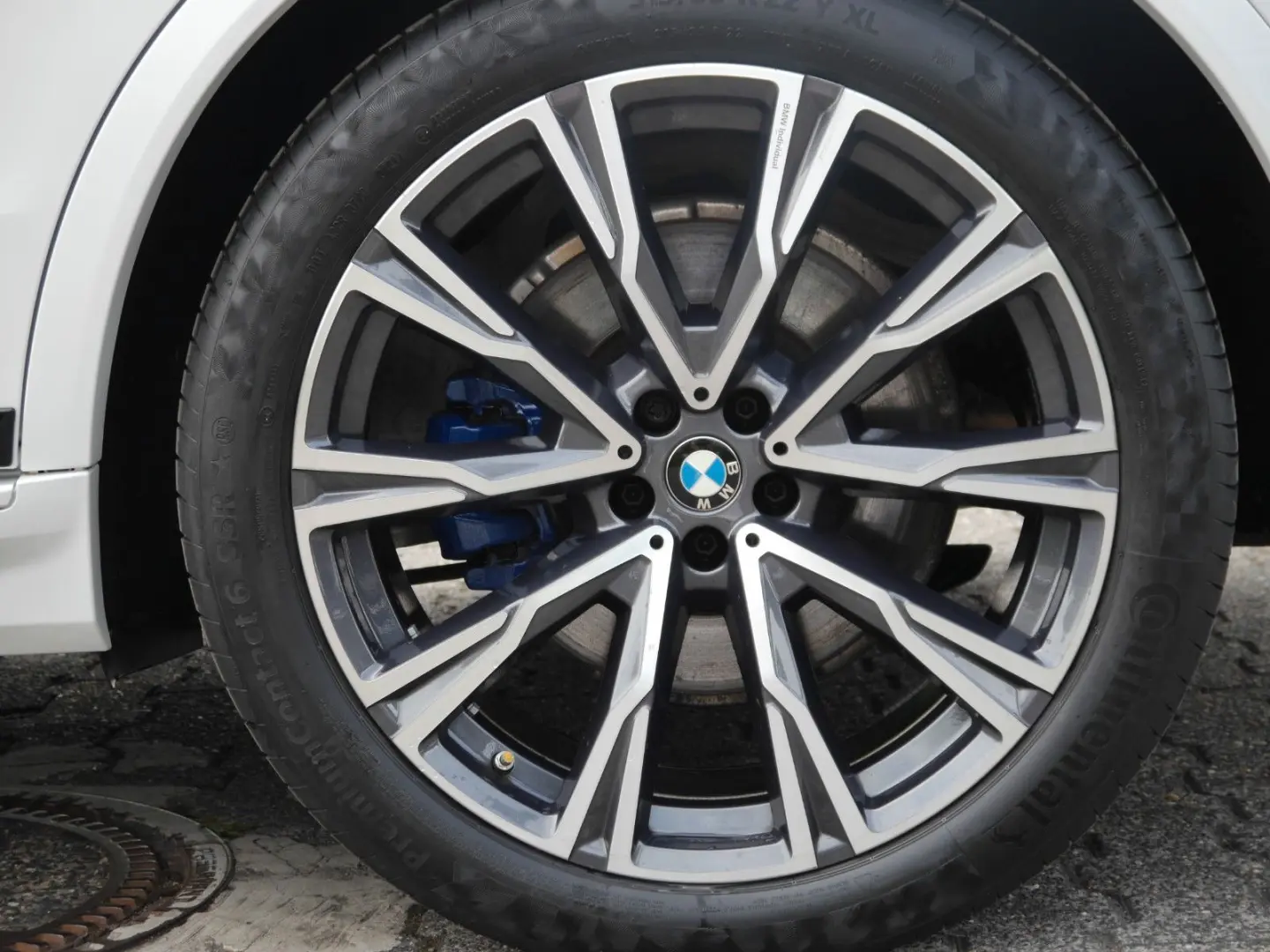X7 40i M-SPORT 7SITZER SKYLOUNGE LASER STANDHEIZ