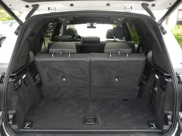 X7 40i M-SPORT 7SITZER SKYLOUNGE LASER STANDHEIZ