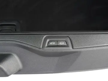 X7 40i M-SPORT 7SITZER SKYLOUNGE LASER STANDHEIZ