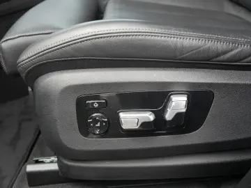 X7 40i M-SPORT 7SITZER SKYLOUNGE LASER STANDHEIZ