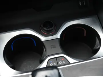 X7 40i M-SPORT 7SITZER SKYLOUNGE LASER STANDHEIZ