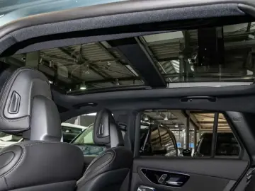 Mercedes-Benz GLC 300 d 4M AMG Line *AHK*KeyGo*Pano