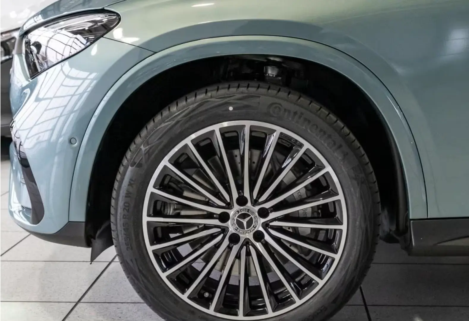 Mercedes-Benz GLC 300 d 4M AMG Line *AHK*KeyGo*Pano